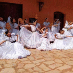 Lee más sobre el artículo Gala de danzas paraguayas
